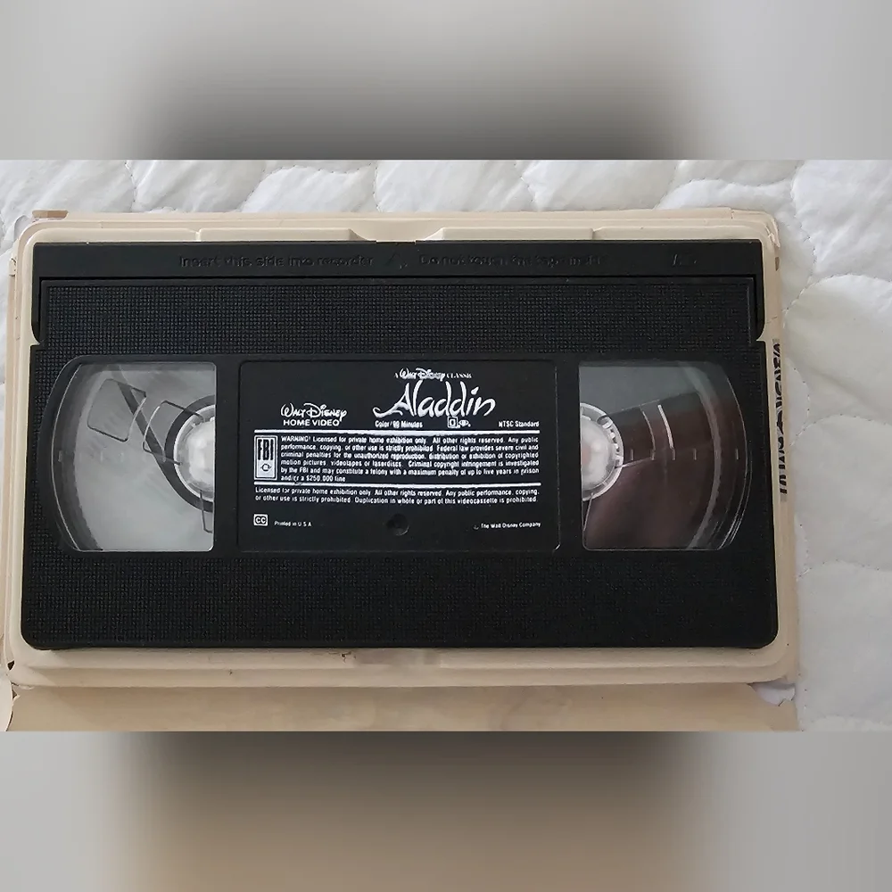 Aladdin VHS Tape